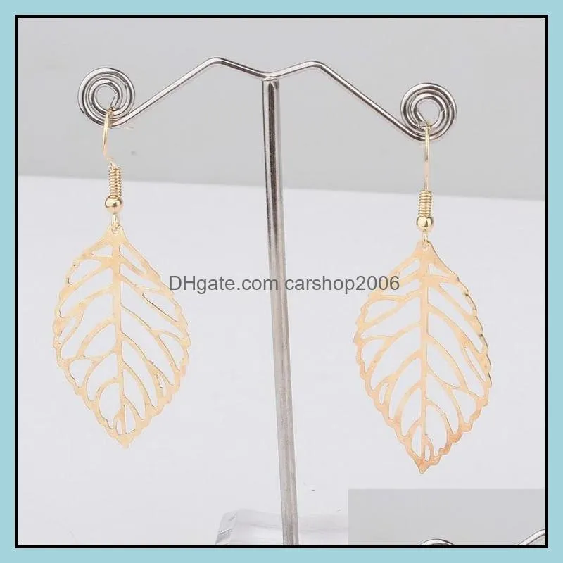 Christmas Party Forest Metal Leaves Earrings 2color Gold Silver Metal Hollowing Out Leaf Electroplate Earring 4.5*2.6cm women Jewelry