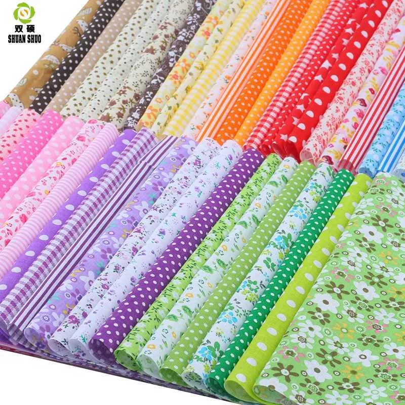 Shuanshuo 56st Cotton Printed Tyg Tunnt densitet Bundle Square Stitching Lint DIY QUILTING Flower Pattern ARTCraft 24 * 24cm 210702