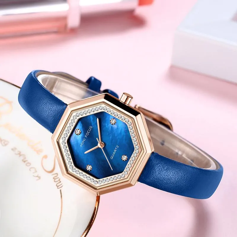 Wristwatches Women Leather Rhinestone Watch Silver Bracelet Quartz Waterproof Lady Business Analog Watches Pink Blue Dial Whatches1960