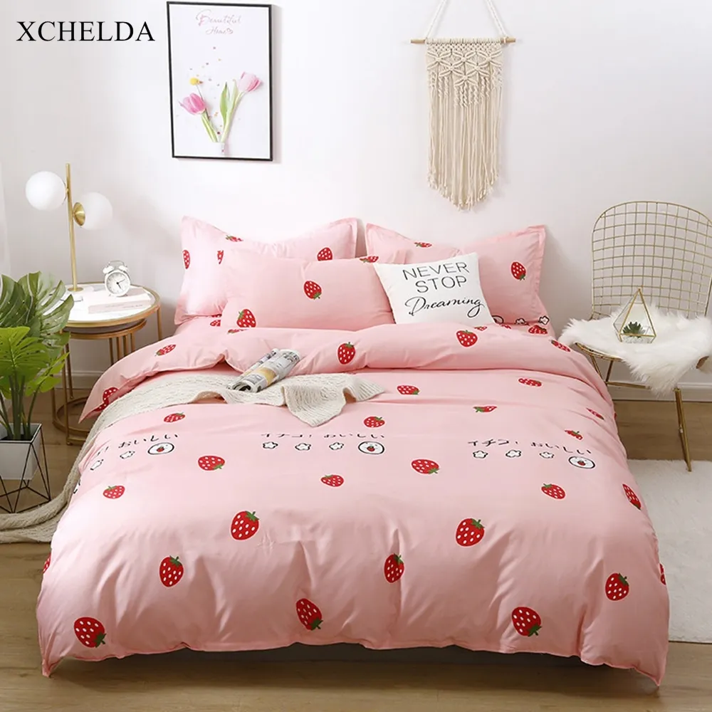 Duvet Cover Set Double Queen Twin Pink Kawaii Jordgubbsäng Bäddsugn