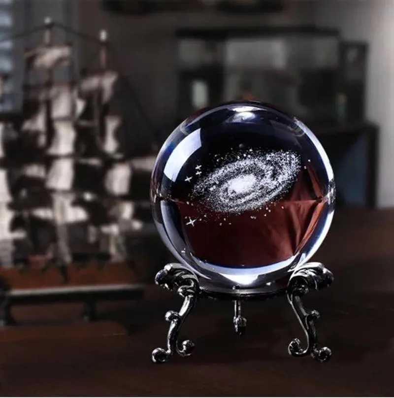 Dekorativa föremål Figurer 60mm diameter Globe Galaxy Miniatures Crystal Ball 3D Laser Graverad kvartsglas Sphere Home Decoration Acce