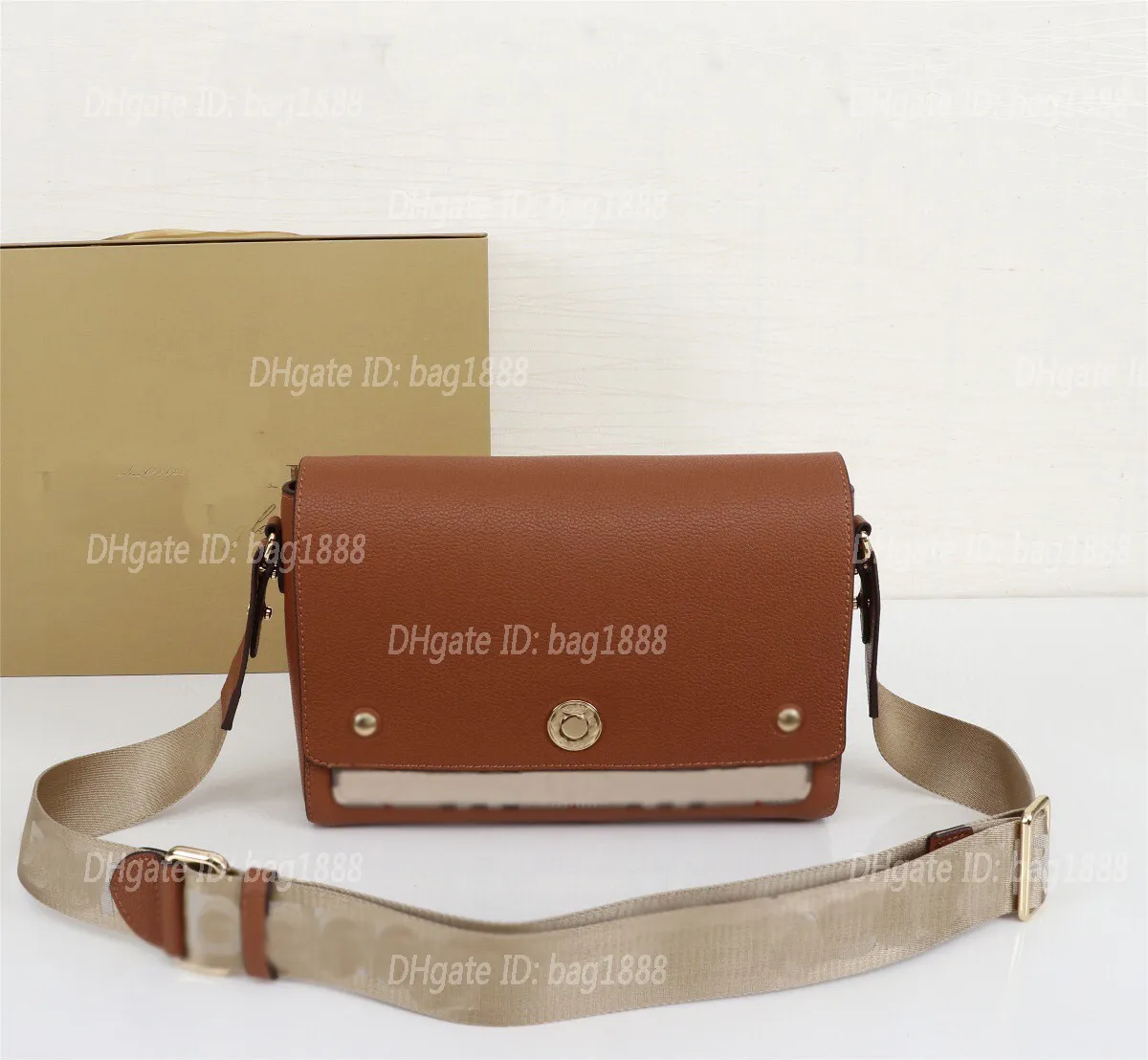 Klassische Designer-Taschen Lady Fashion CrossBody 2021 Top-Qualität Brief Gold Silber Ketten Handtaschen Mini Square Flap Umhängetasche