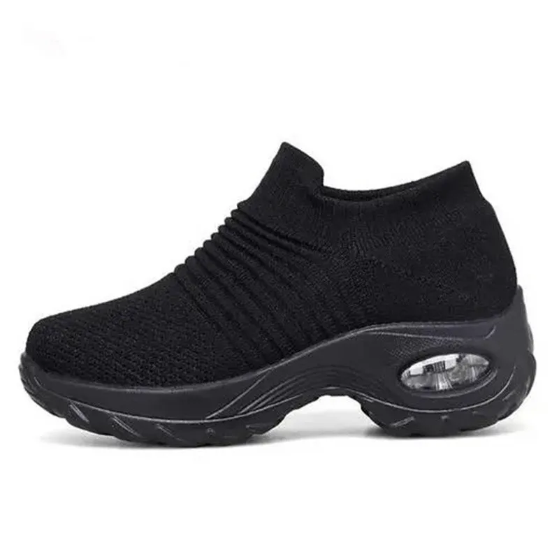 2022 large size women's shoes air cushion flying knitting sneakers over-toe shos fashion casual socks shoe WM2039