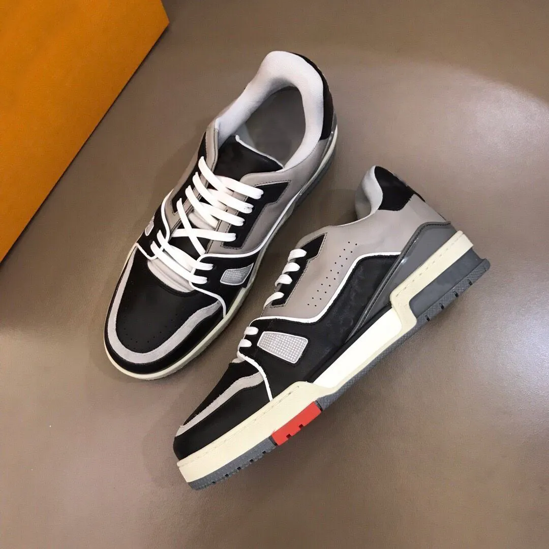 Män Designerskor Svarta Sneakers Blommor Sko Nyaste Populär LyxﾠDesignersﾠChaussures i äkta läder Casual Sneakers 19 färger