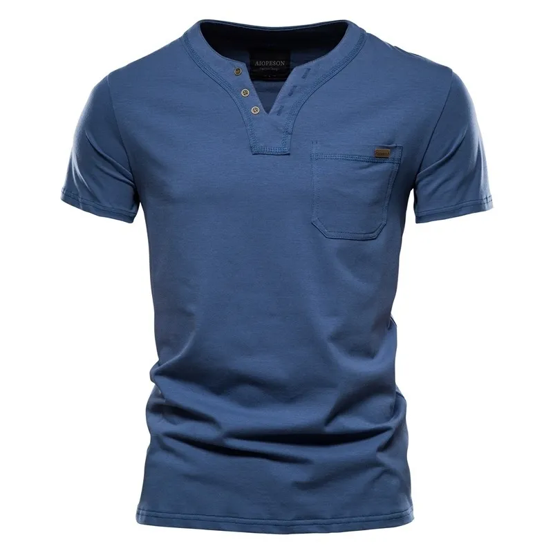 夏最高品質のコットンTシャツの男性ソリッドカラーデザインVネックTシャツカジュアルクラシックの服トップスTee 210629
