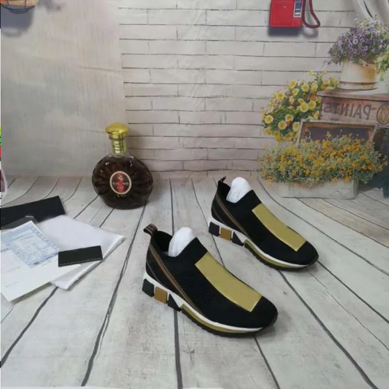 2021 Sock Sneaker Speed Shoes Casual Sport Alphabet Trainer Svart Modemärke Lyx Designer Guld Stövlar Strumpor Sko 34 Vhduv