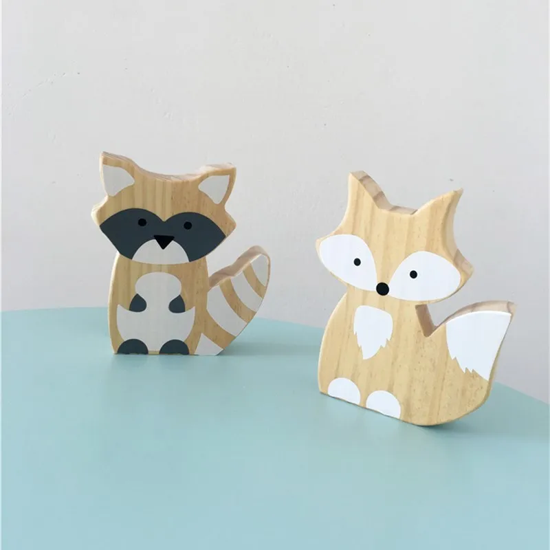 Nordic De Madeira Fox Ornaments Kids Room Decorações Arte Da Parede Miniatura Figurinhas Brinquedos De Madeira Home Mesa De Mesa De Liveira Decoração Foto Adereços C0220