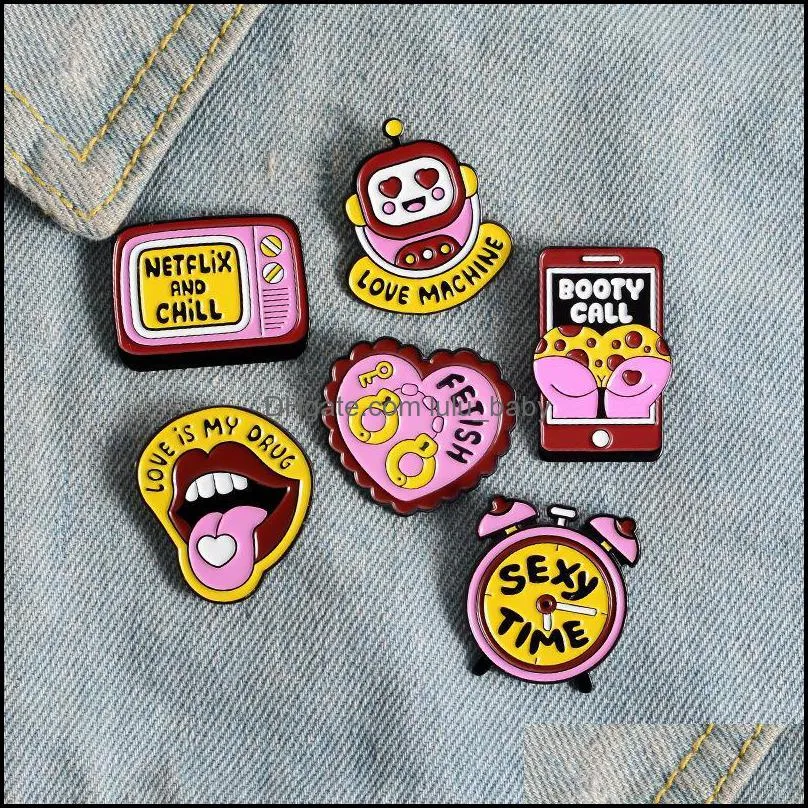 Pins, broches jóias amarelo esmalte pino tv robô relógio lábios buheart crachás feitos sob encomenda lapela jeans camisa saco moda presente entrega 2021 Hok6