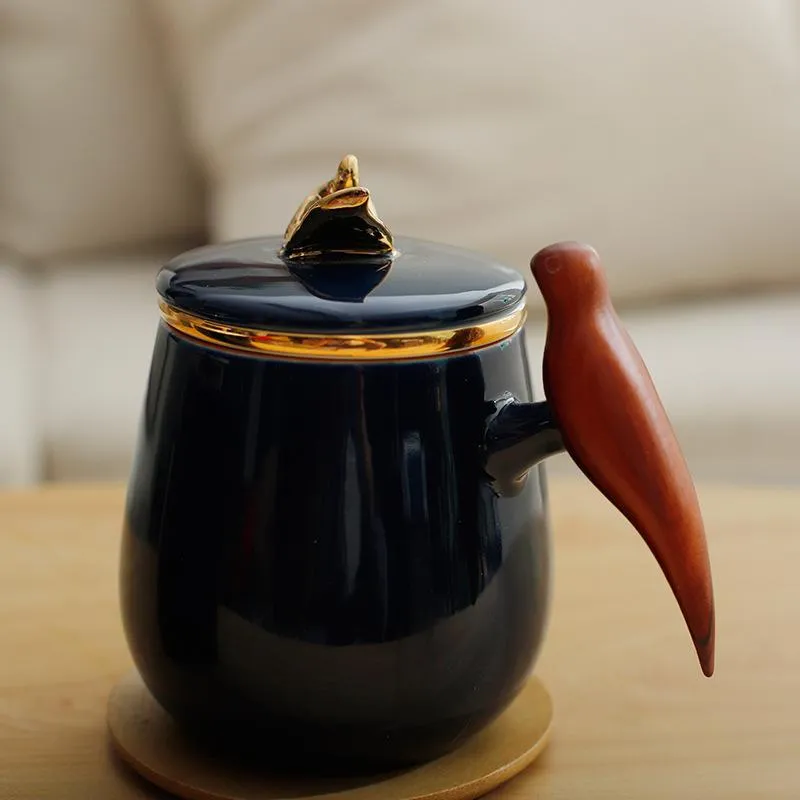 Kubki ceramiczne separacja herbaty Puchar Filtr biurowy z pokrywką japoński Kreatywny prosty zabawny kubek słodki
