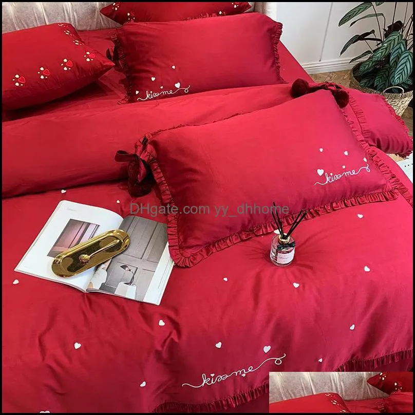 Red Cotton Satin KingSize Bedding Set Lovely Embroidery Ruffles Duvet Cover Bedcomforter Tassel Korean Princess Pink Bedding Set