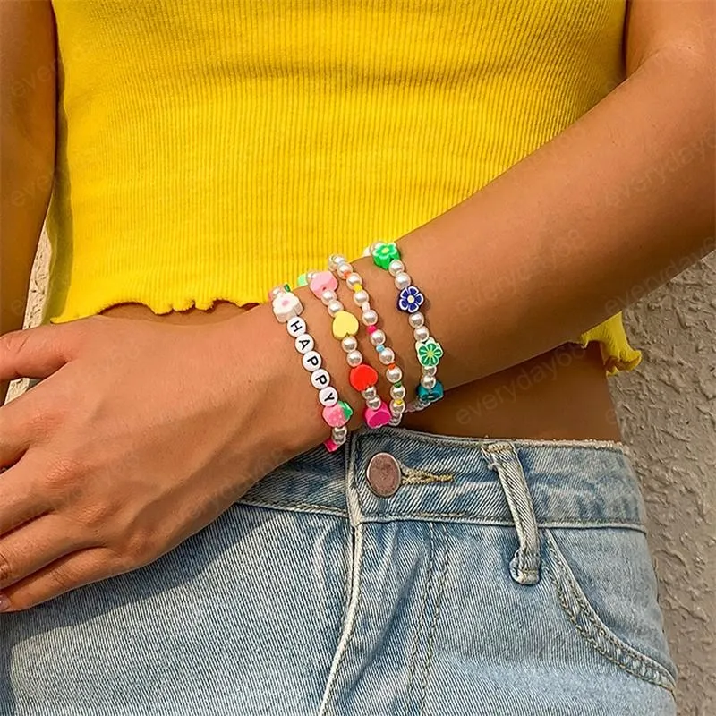 Amazon.com: El Galeón Friendship Bracelet Kit DIY Albums Mix Beads for  Bracelets Glass Alphabet Letter Beads Elastic (Albums Version)
