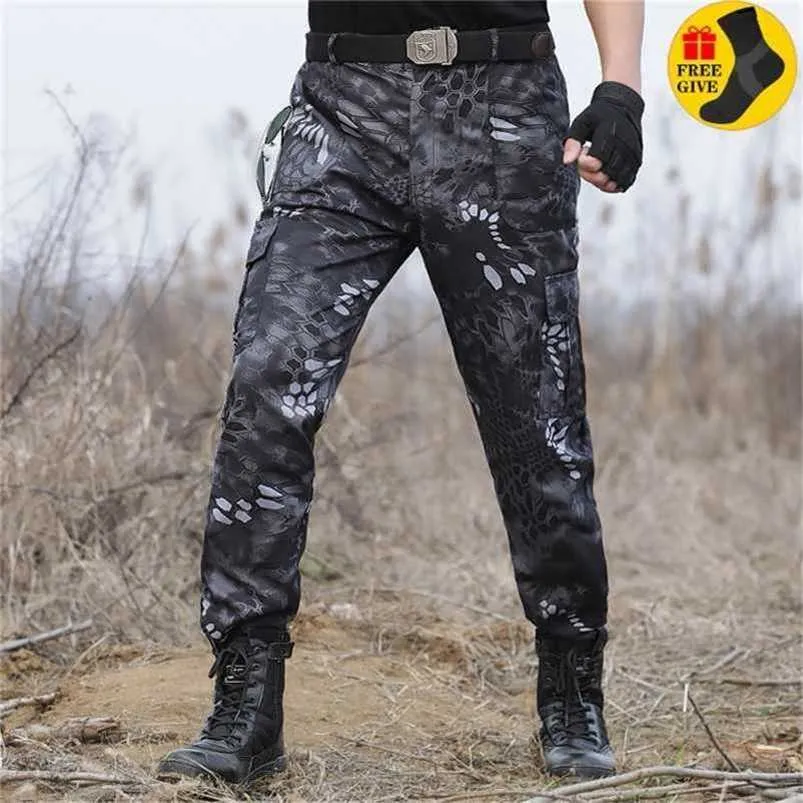 Pantaloni cargo tattici da uomo Pantaloni militari da combattimento mimetici in pitone nero Pantaloni da caccia da lavoro militari Pantaloni da jogging Uomo Pantalon Homme 211110