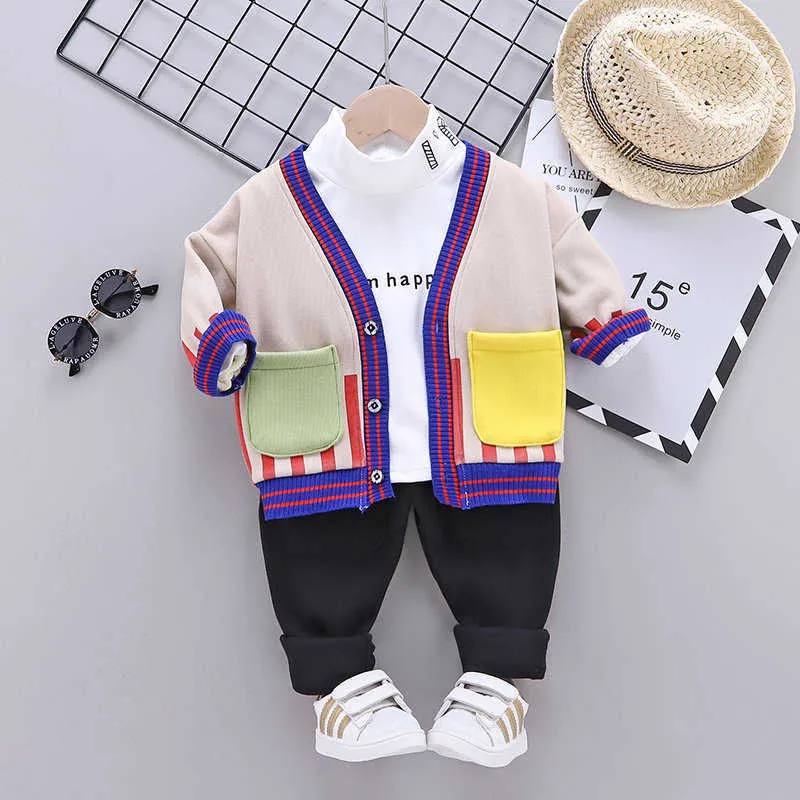 Primavera Autunno Bambini Vestiti di cotone Neonati maschi Cappotto con scollo a v T-shirt Pantaloni 3 pezzi / set Neonati Aggiungi tute per bambini in velluto