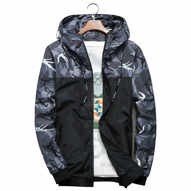 e-baihui春秋のメンズジャケット迷彩ミリタリーフード付きコートカジュアルジッパー男性ウインドブレーカー男性ブランドの服H6682