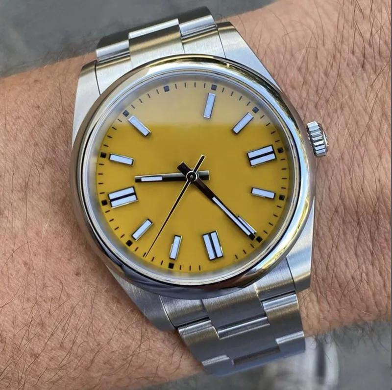 020 New 's Listing Men's Mechanical Watch Simple Style Yellow Dial 고급 스테인리스 스틸 팔찌 패션 Sapphire Glass Automatic Movement Mens Watchs 선물을 제공합니다.