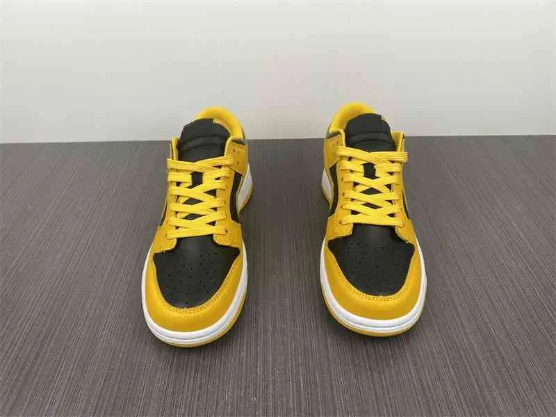 Special Edition Low Goldenrod Man Skateboard Designer Shoes Yellow Black Fashion Sport Zapatos Sneakers Excellent Quality Come With Box