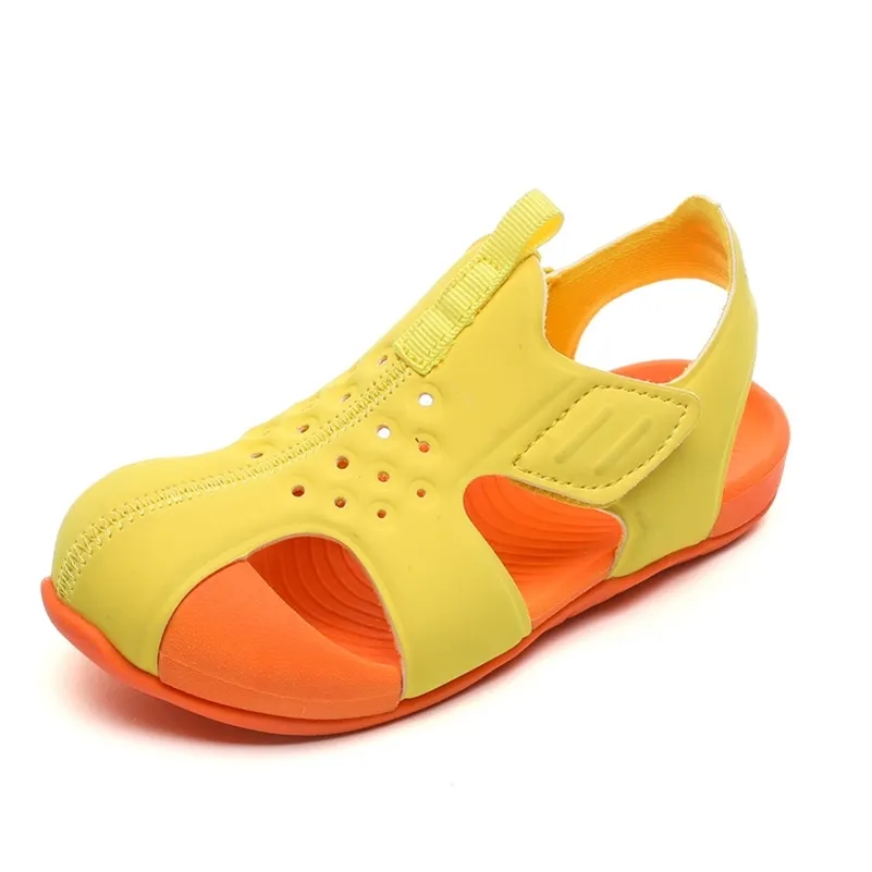 Été nouvel enfant Sandales fonctionnelles Sandales aux pieds nus pour enfants Chaussures à fond souple antidérapantes pour garçon Chaussures légères et confortables 210306