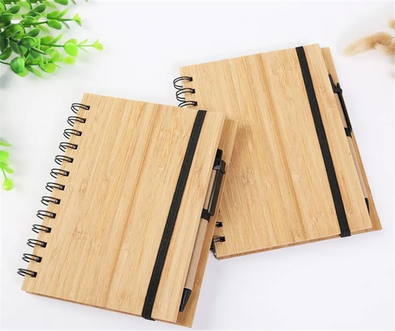 New Wood Bamboo Capa Notebook Espiral Notepad com caneta 70 folhas recicladas presentes de papel alinhados Viagem de contas jounal Gravando financiamento