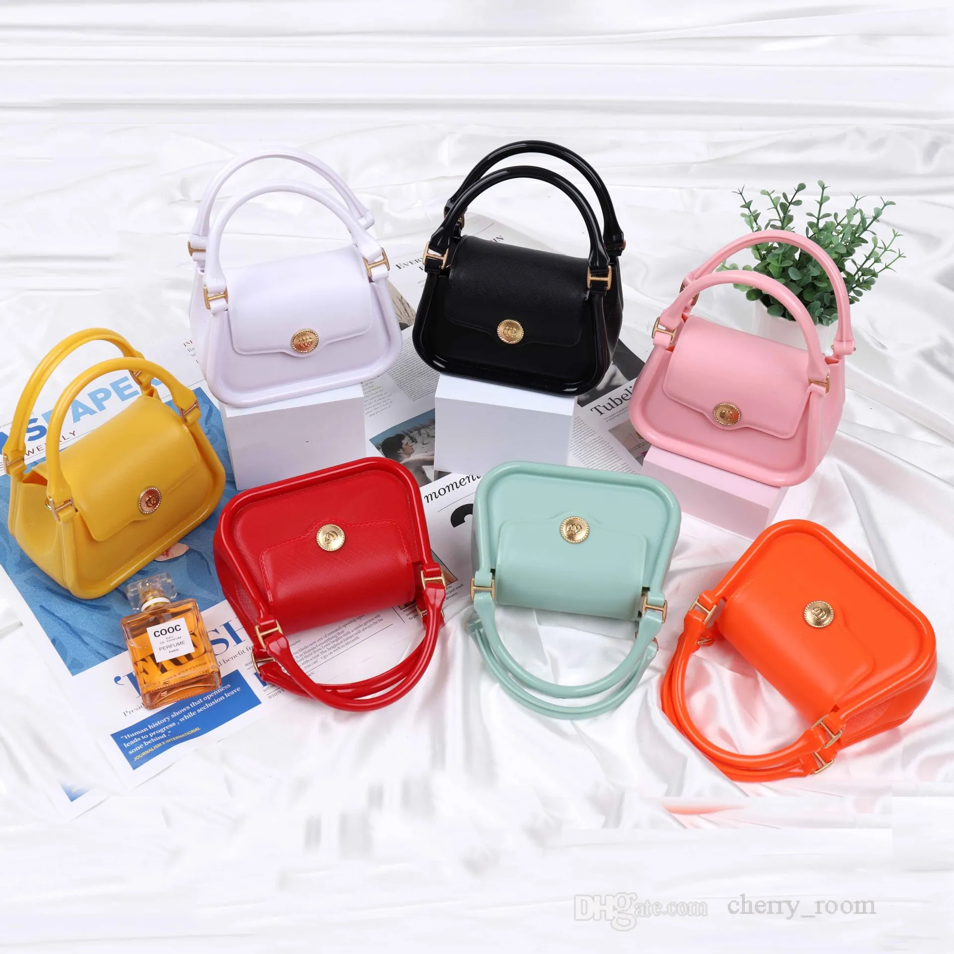 girls princess handbag woman senior sense cross body tide lady candy color chain one shoulder bag magnetic buckle jelly bags F852