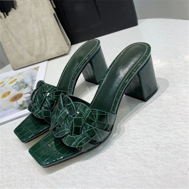 2021 Diamond Slippers Cut out High chunky heel Sexy Slides Designer Summer Mules Sandals Evening Party Pumps