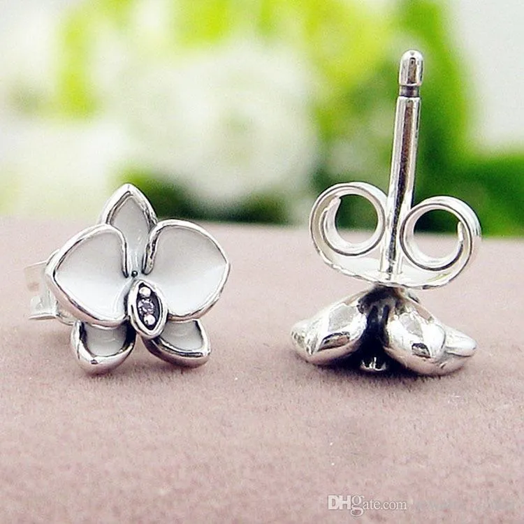 Pandora white discount flower earrings
