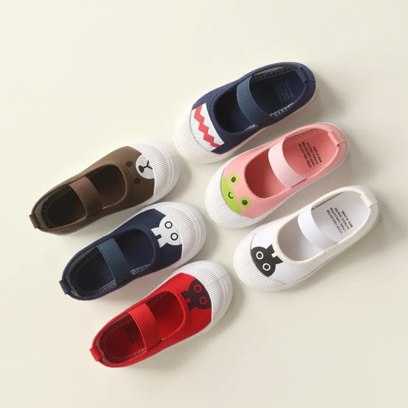 Chaussures pour enfants pour bébés filles dessin animé toile coréenne et plats pour les tout-petits pour bébés garçons étudiant coloré dansant chaussures douces pour enfants 210308