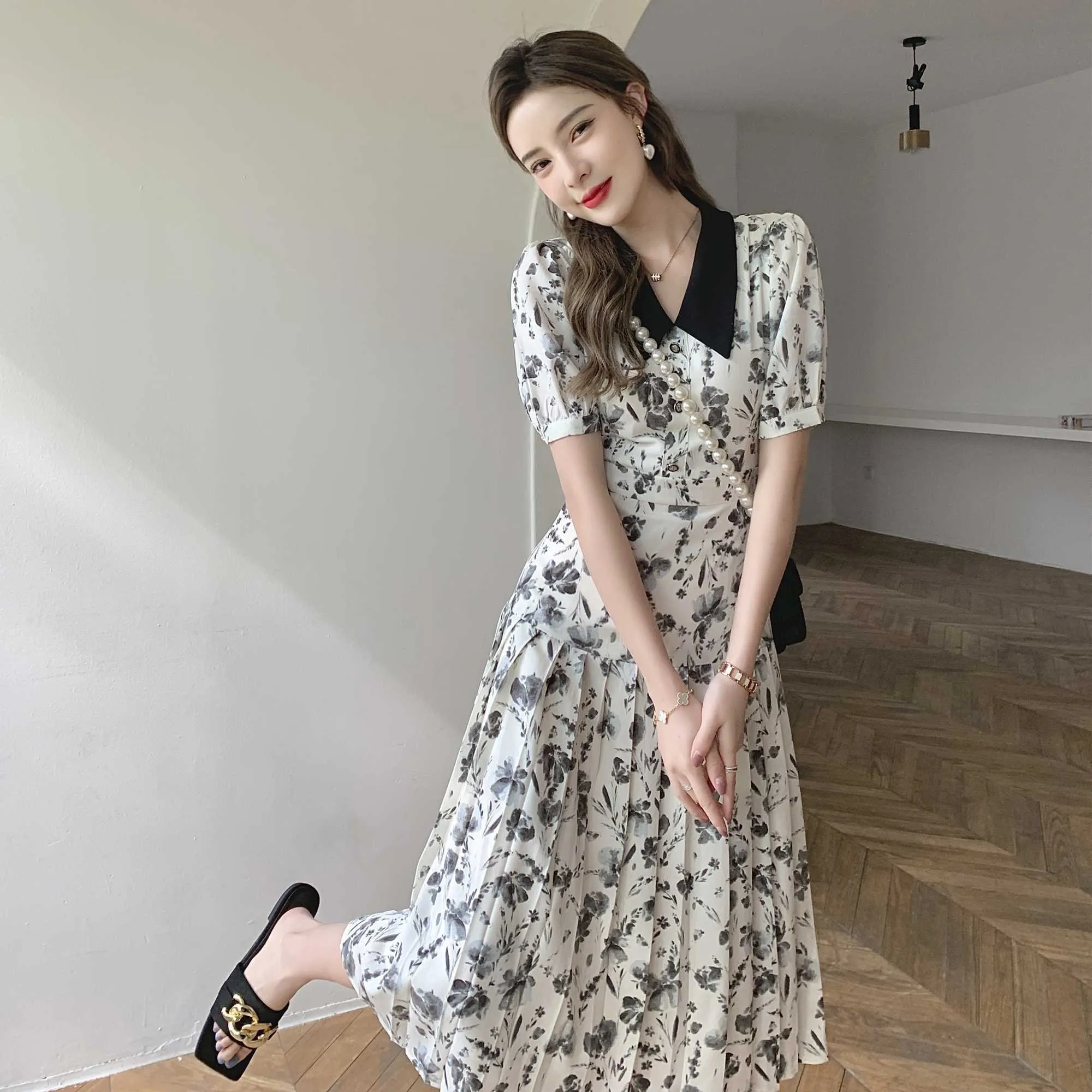 Summer Flower Pleated Dresses Sales Women Fashion Chic Design A Line Cute Floral Print Vintage Dress 210529