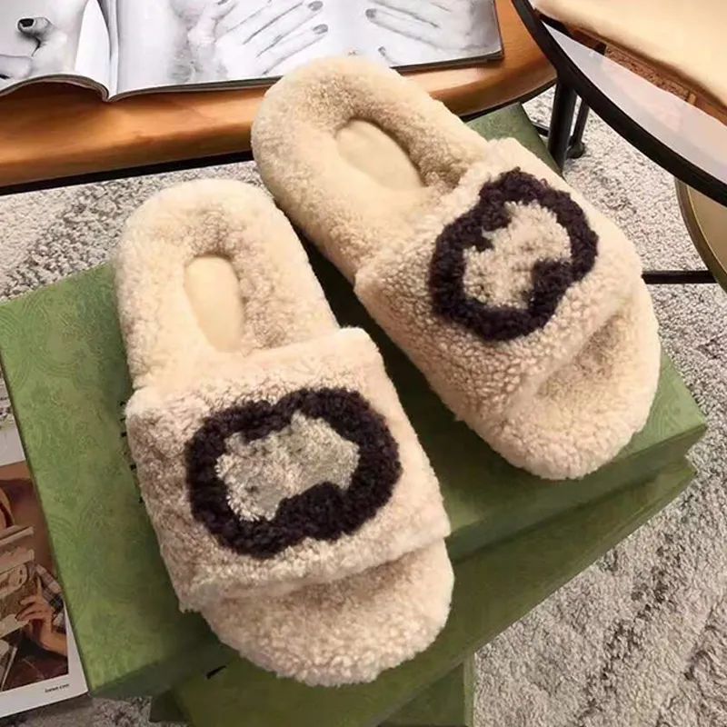 Lyxiga tofflor Kvinnor Designer Slides Sandal Höst Vinter Trendig Platt Bottom Ull Lamb Hårbrev Yttre Använd All-Match Modig Furry Slipper Fdgdfgdseopujk