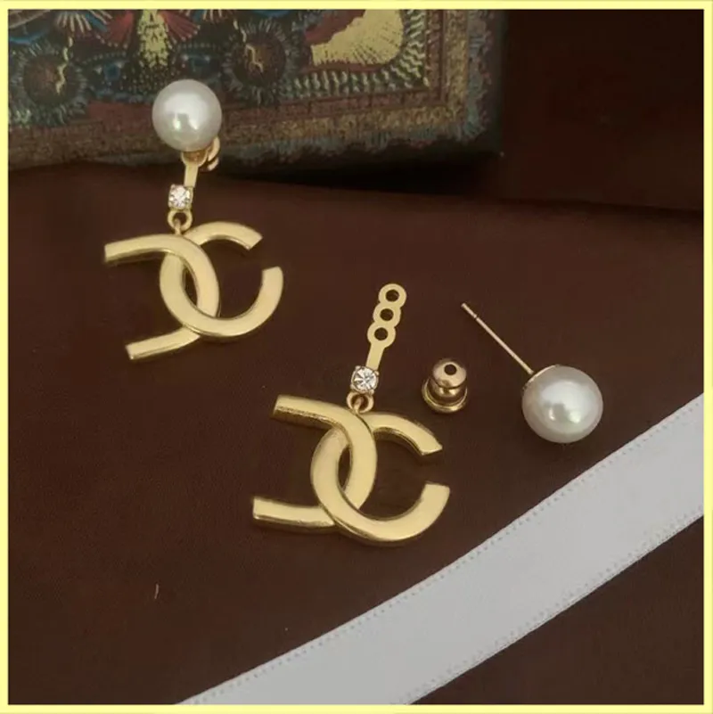 Woman Dangle Designe Pearl Earrings Fashion Letters Gold Ear Studs With Box Lady Luxurys Women Luxurys Jewelry Necklace 21102904R