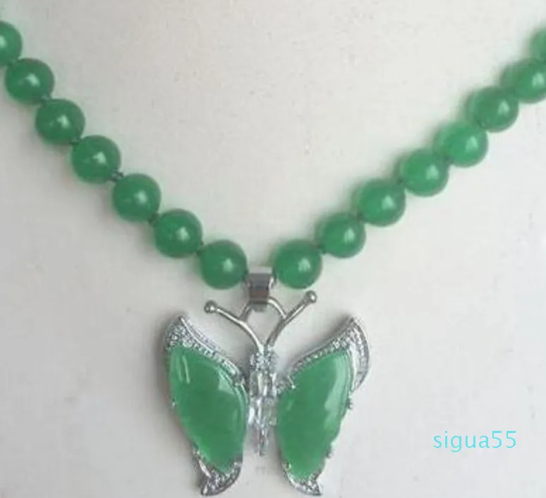 Nouveau collier de papillon vert naturel de 8 mm de pendentif 18 "