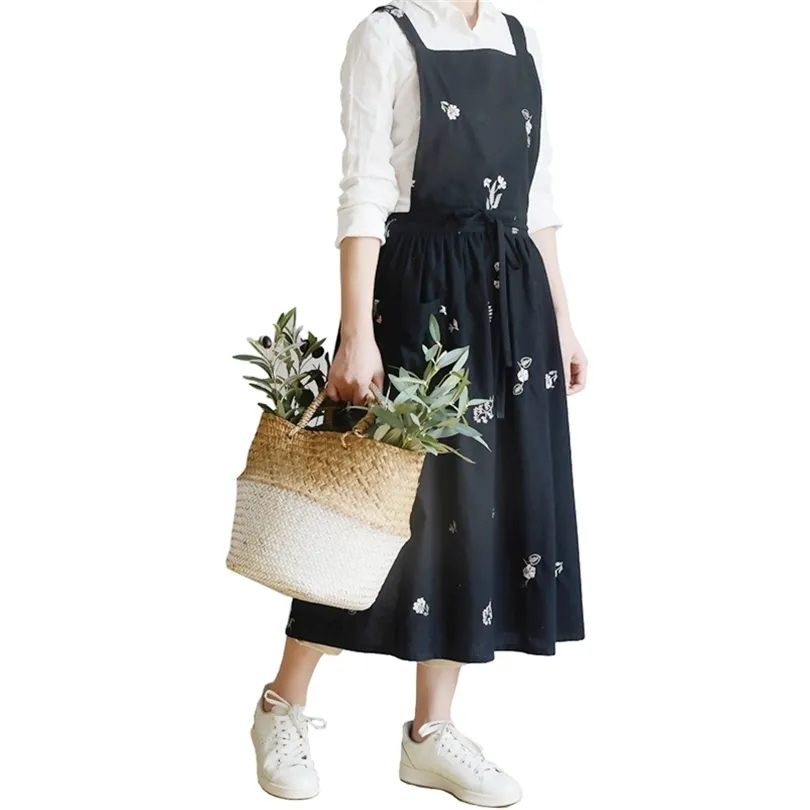 Waterproof Cooking Kitchen Aprons For Woman Dress flower Shop Smock Hairdresser Bib Garden Apron 211222