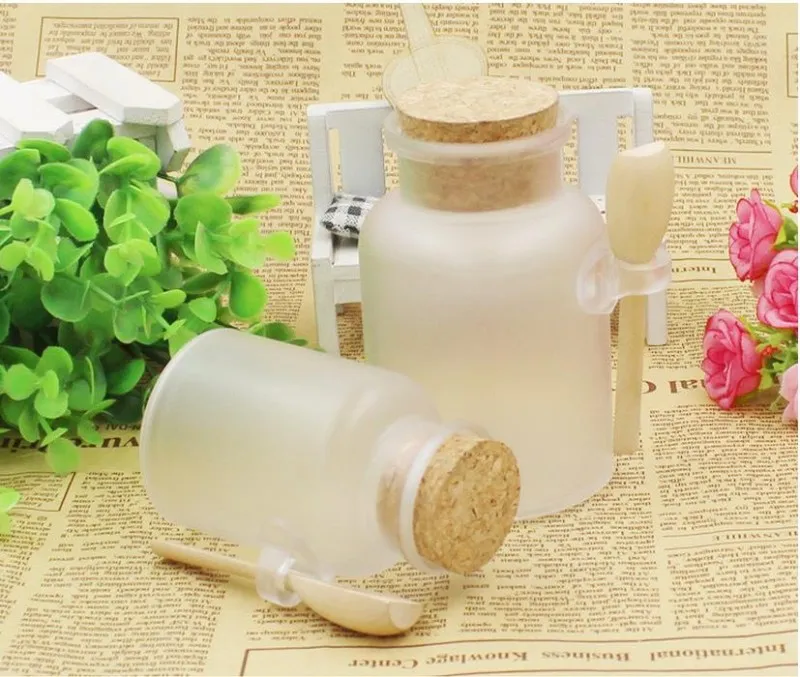 300ml Empty Bath Salt Bottle Plastic Facial Mask ContainerWith Wooden Spoon Women Cosmetic Fefillable Jar
