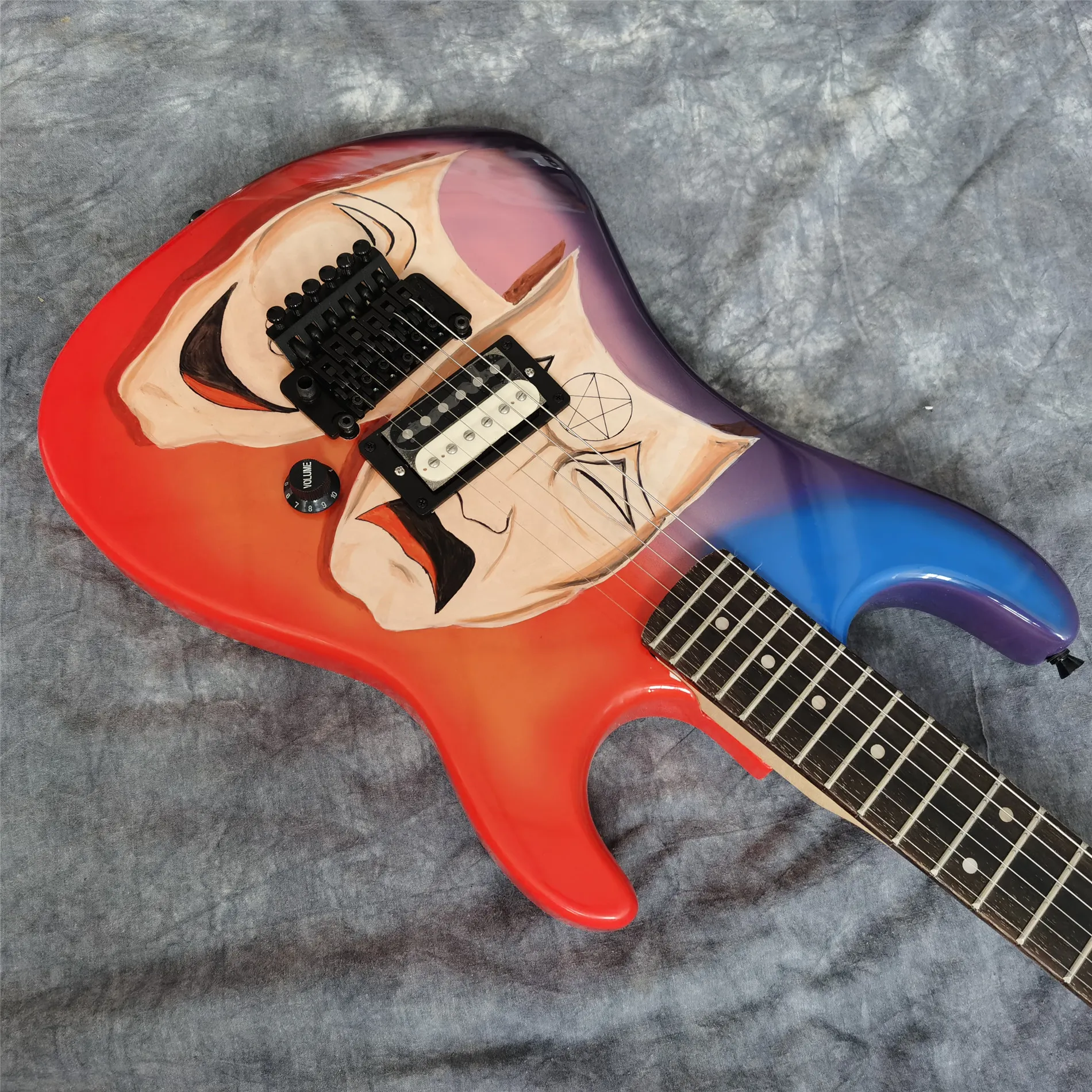 Super Rare Hand Work Motley Crue Krame Baretta Mick Mars Theatre of Pain Red Purple Guitarra eléctrica Floyd Rose Tremolo, Black Hardware