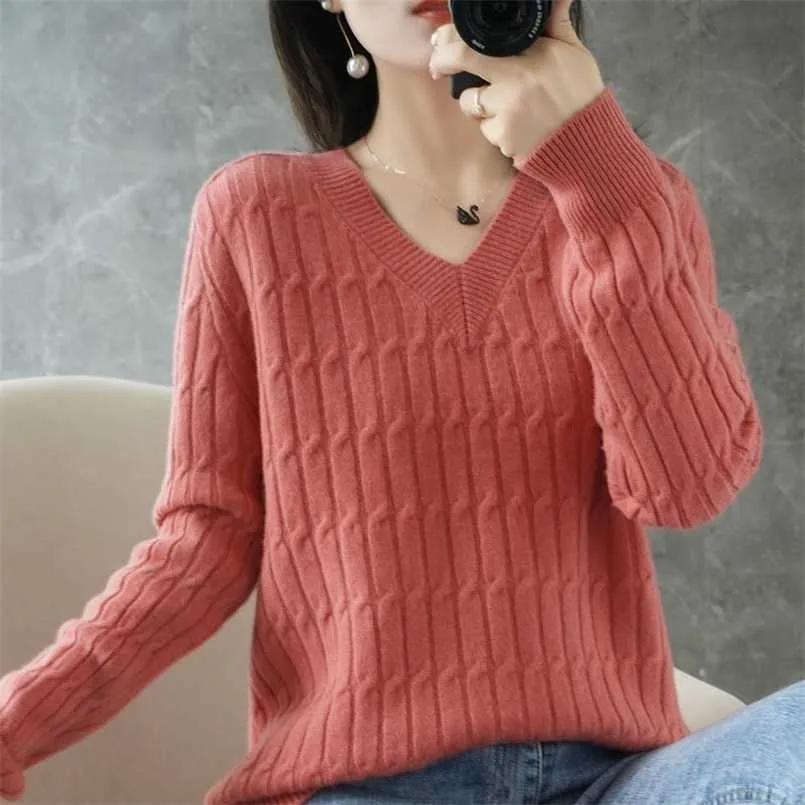 Jesień i zimowy sweter Twist Kobiety Luźna wersja koreańska All-Mecz Duży rozmiar Kurtka V-Neck Długi rękaw Dolny sweter 211103