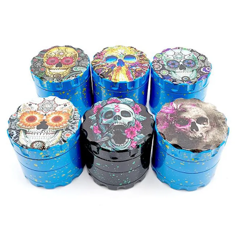 Rökning Färgrik Skull Pattern Aluminiumlegering 63mm Dry Herb Tobaksmala Spice Miller Grinder Crusher Slipning Hackad Hand Muller Cigaretthållare DHL Gratis