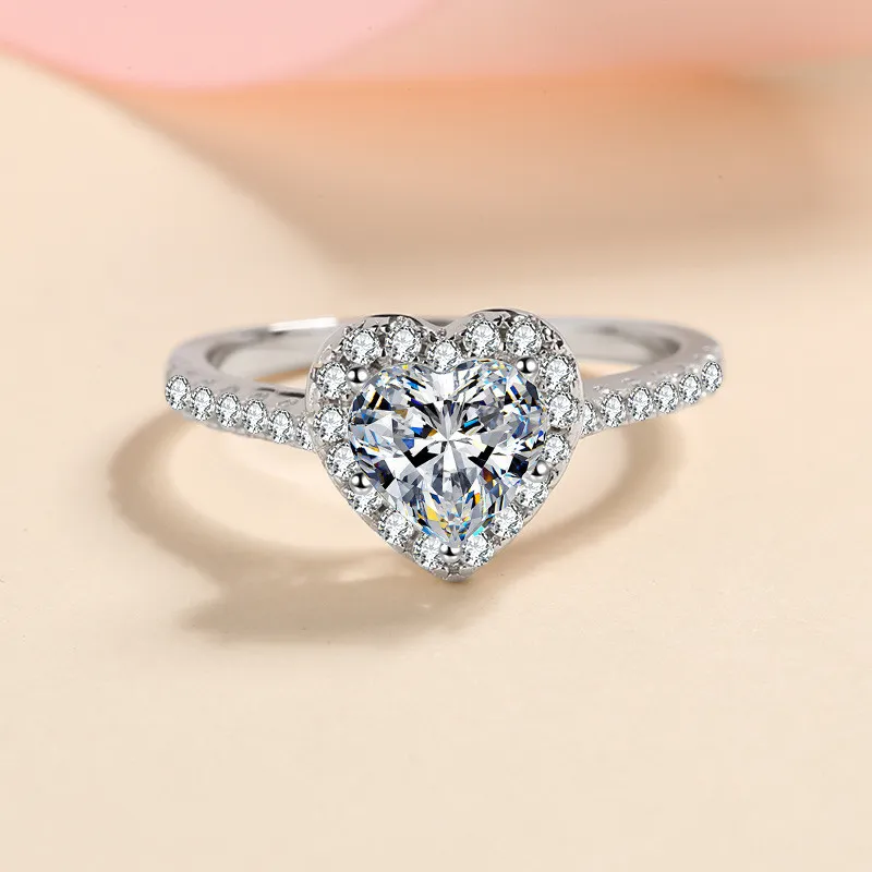 ハートモアッサナイトエンゲージリングダイヤモンドテスト通過色の結婚指輪女性シルバー925ジュエリー