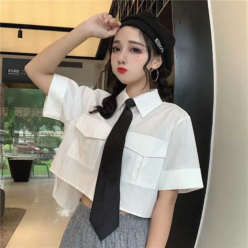 Camisas de las blusas de las mujeres Uniforme de la escuela coreana para  mujer Blusa blanca camisa Frente irregular Frente Corto trasero largo Top