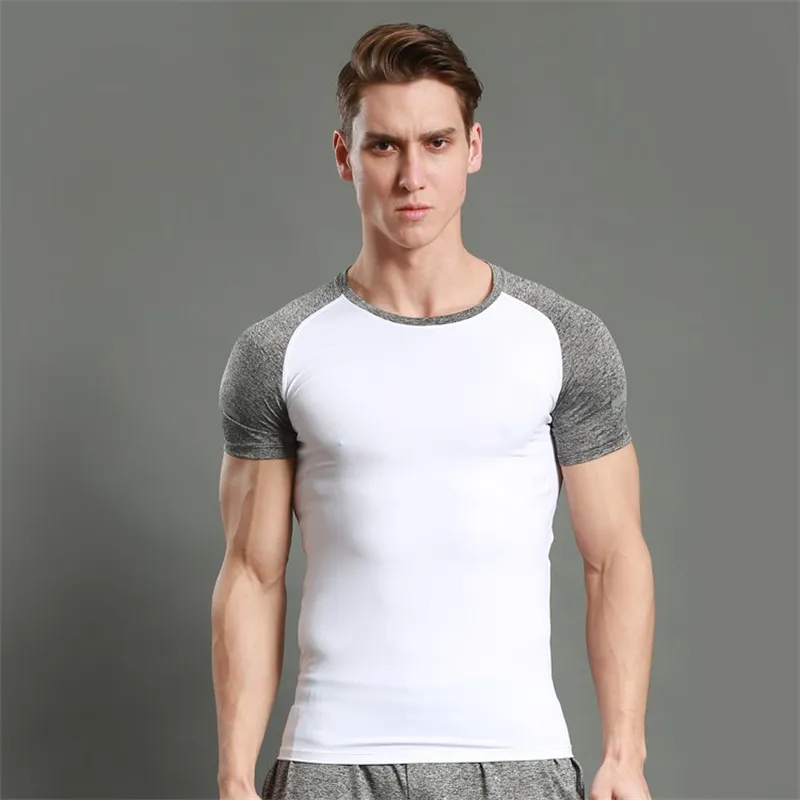 Lekka T-shirt Kobiet Sports Fitness Krótki Rękaw Round Neck Odzież Joga Odblaskowe Strip Rotten Ramię Rękaw Hit Kolor 411 Y2