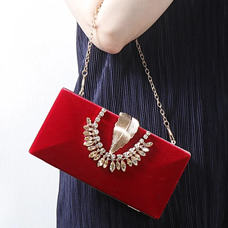 Women's Rhinestone Evening Bag Bridal Clutch Purse Wedding Party Cocktail  Handbag - Red - CQ18EK40M7K | Bridal clutch purse, Bridal clutch, Crochet clutch  bags