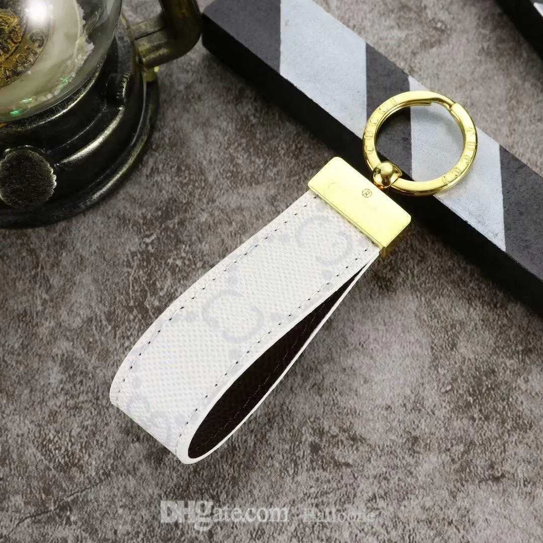 Luxury Maxi Dragonne Key Chain Buckle Lovers Car Keychain Designer Handmade Leather Design Keychains Men Women Bag Pendant Accesso3020