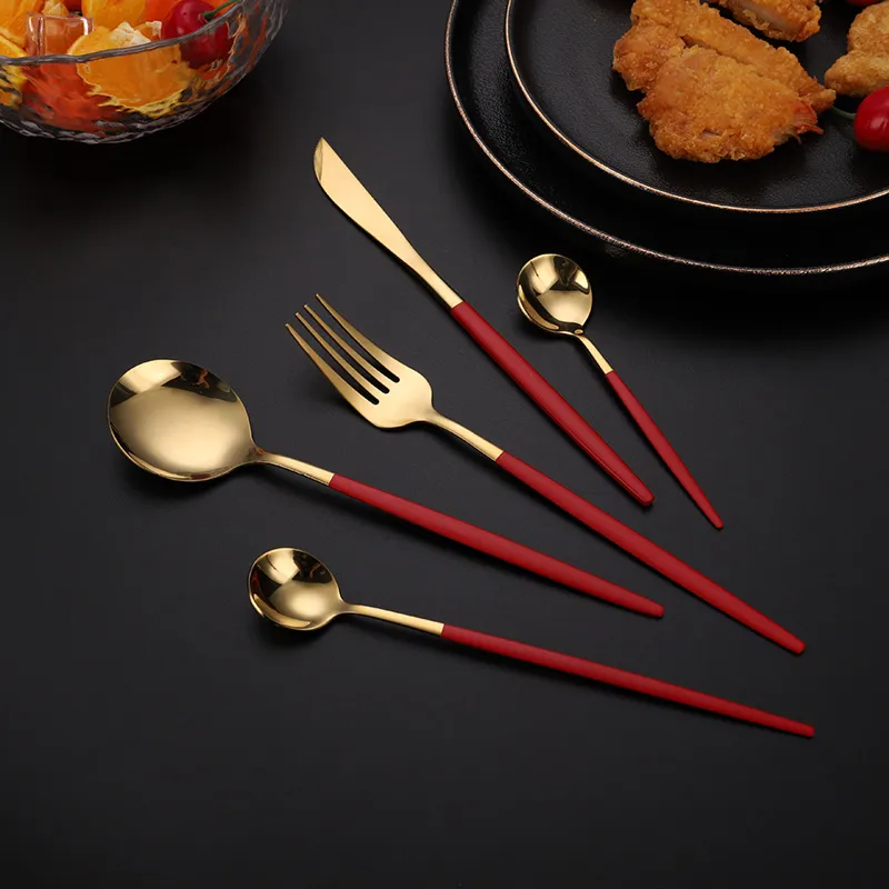 Conjuntos de utensílios de jantar de estilo nórdico 4pcs Conjunto de talheres de aço inoxidável Dinâmio de faca do garfo de tabela Dinner Dinner Dinner Falhete de chá Promocional ZL0259