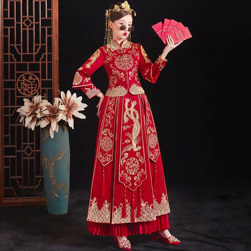 エスニック服セクシーな刺繍結婚服高品質のチョンサム中国の伝統的な花嫁ウェディングドレスQIPAO240D