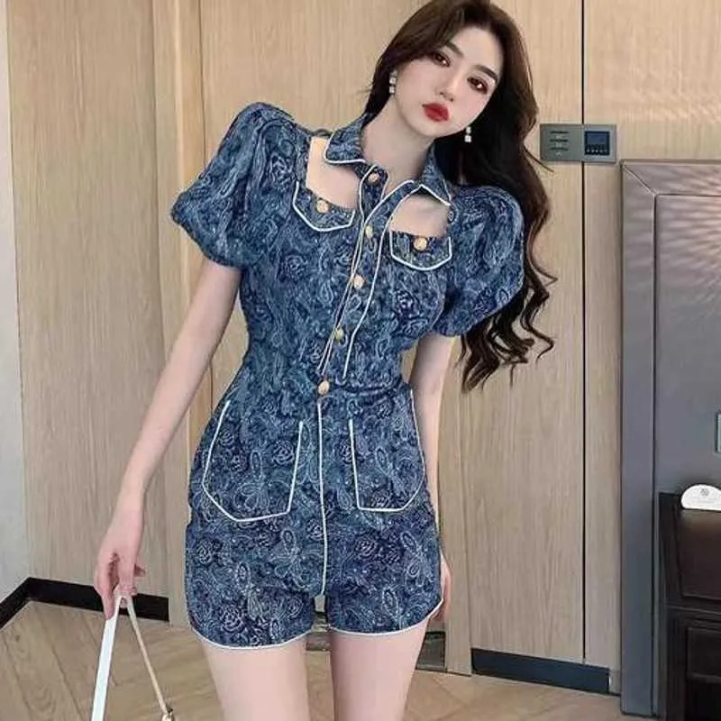 summer fashion women Retro pattern sense hollow lantern sleeve jumpsuit shorts 210531