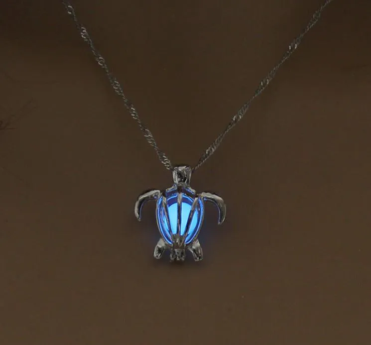 Hollow Turtle Shape Choker Necklace Woman Luminous Glowing in Dark Pendants Necklaces Statement Women Necklace jewelry Gift