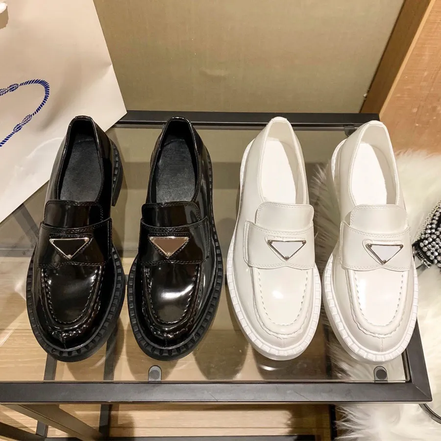 أعلى جودة النساء اللباس أحذية عارضة سميكة سوليد منخفض الأعلى المتسكعون حذاء الزفاف حزب الأزياء الأعمال الرسمي أسود أبيض الحجم 35-41 مع مربع