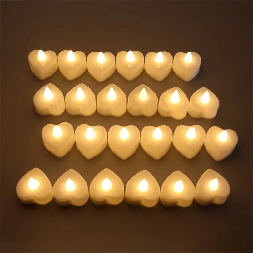 24 Flameless Små LED-ljus för hem Hem Julfest Bröllopsdekoration Hjärtformad elektronisk Tealight Candles Battery-Power 211222