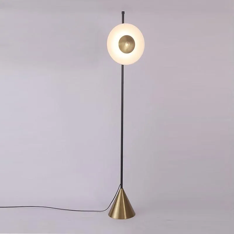 Nordic LED Moderne Stehleuchte Stand Light Spotlight Designer Stehende Lampen für Wohnzimmer Schlafzimmer Simplicity Vertikale Lichter