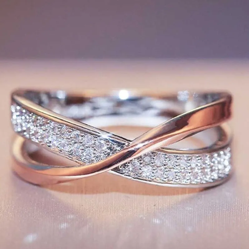 Hot Selling Elegant Cross Ring Creative Rosegold Silver Dubbelfärg Diamant Ring Kvinnor Onsdag Smycken