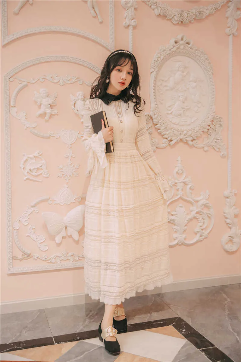 Vintage White Lace floral maxi dress formal with Long
