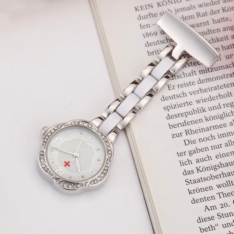 Reloj de enfermera de cristal para mujer, broche colgante, relojes de bolsillo para médico, color blanco plateado, 5 piezas